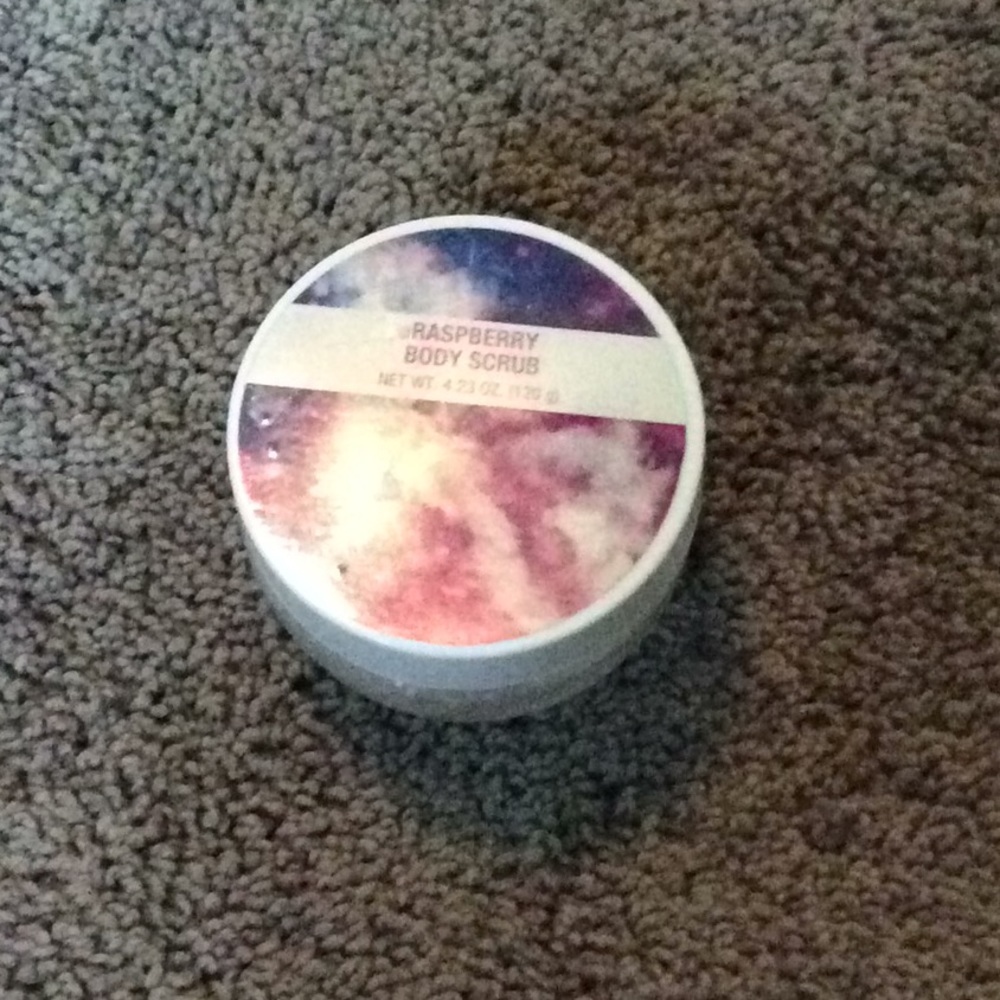 Galaxy shower body scrub for anyone